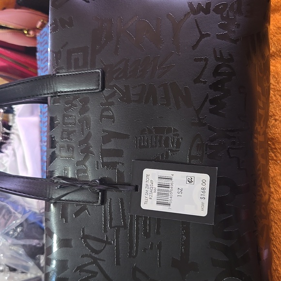Dkny Other - NWT DKNY BLACK GRAFFITI